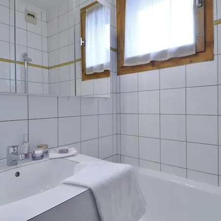 Appartement Résidence Amethyste - Divisible Chaleureux · Accès Direct Aux Pistes · Vue Pistes Mae-3793 Macot-la-Plagne